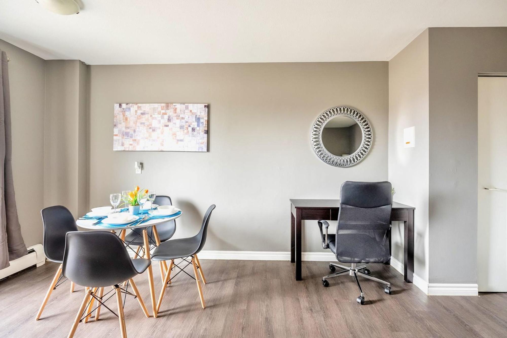 ハミルトンNewly Renovated 2Br Unit In Glenview Westアパートメント エクステリア 写真